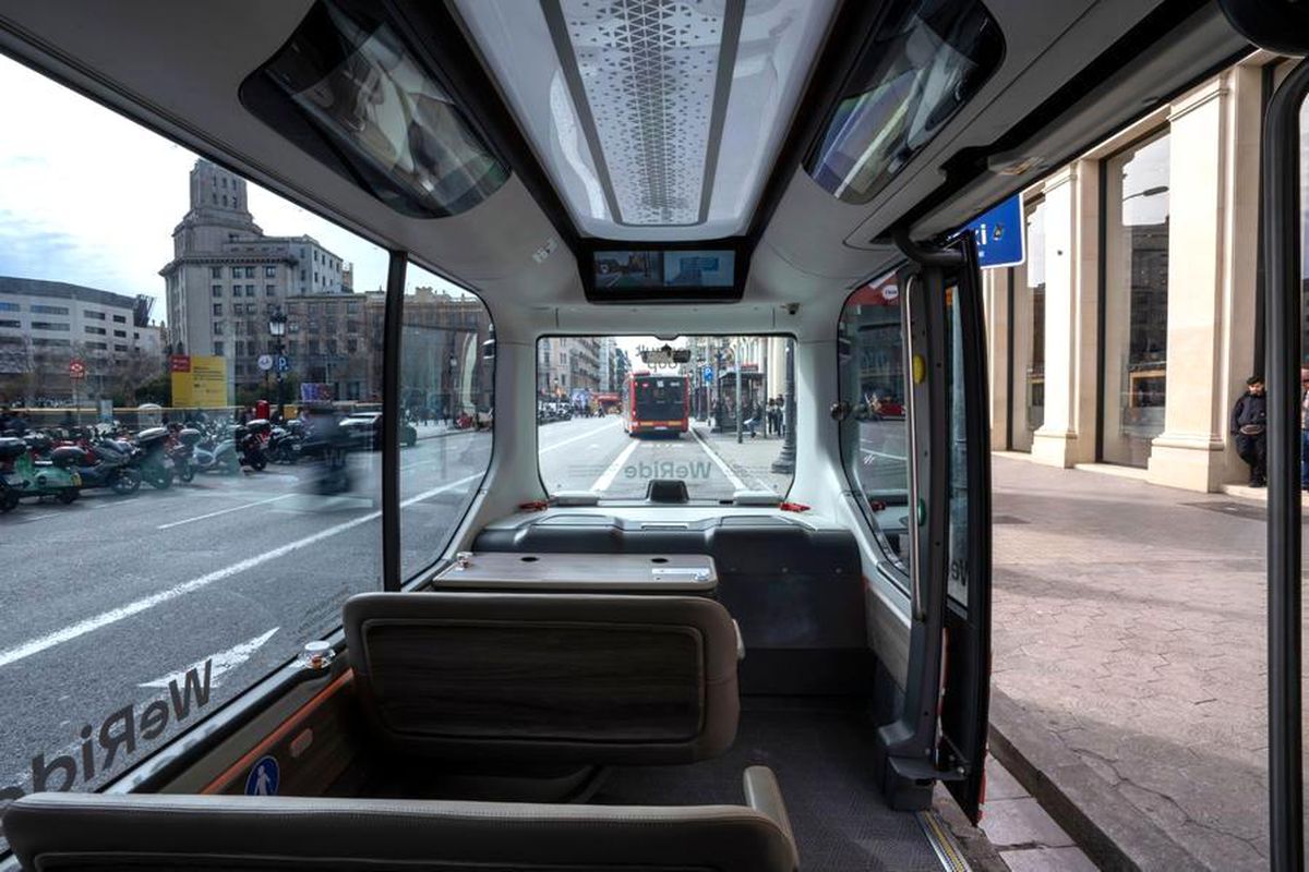 Madrid\'de Robot Taksi Hizmeti Başlıyor