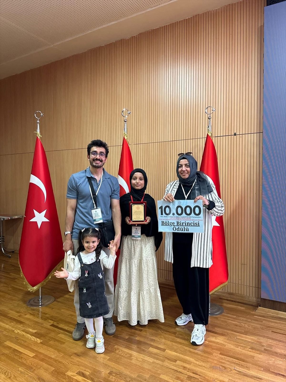 Çorumlu öğrenci Zelihanur Geçkin Kuran okuma yarışmasında bölge birincisi oldu