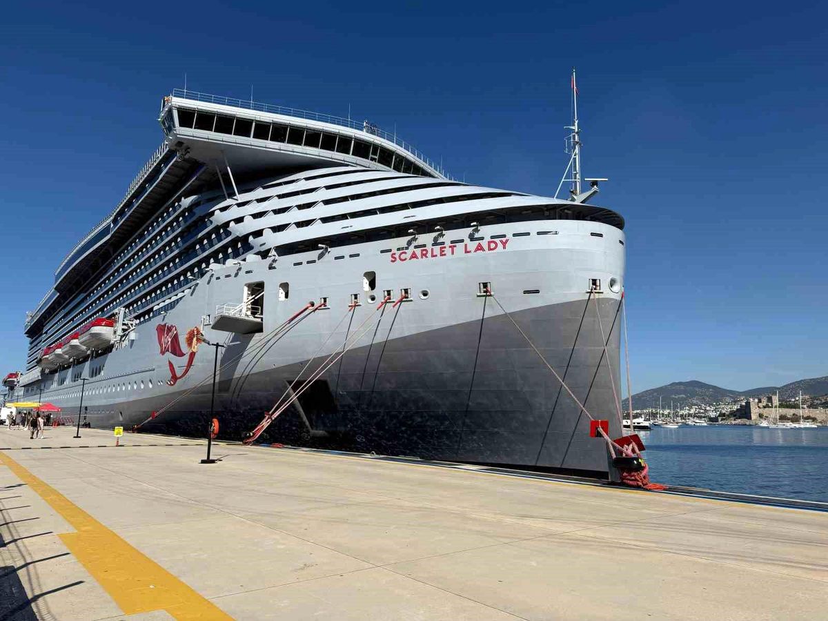 Scarlet Lady Bodrum\'u Ziyaret Etti