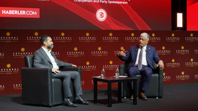 Ekrem Teymur ve Sadullah Kısacık İstanbul Blockchain Week 2026'da: Kripto parada yatırımcılar için düzenlemeler gerekli