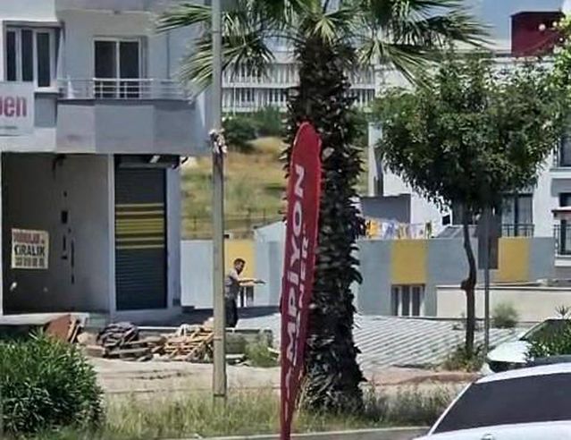 Adana'da emekli polis oğlunu öldürdü