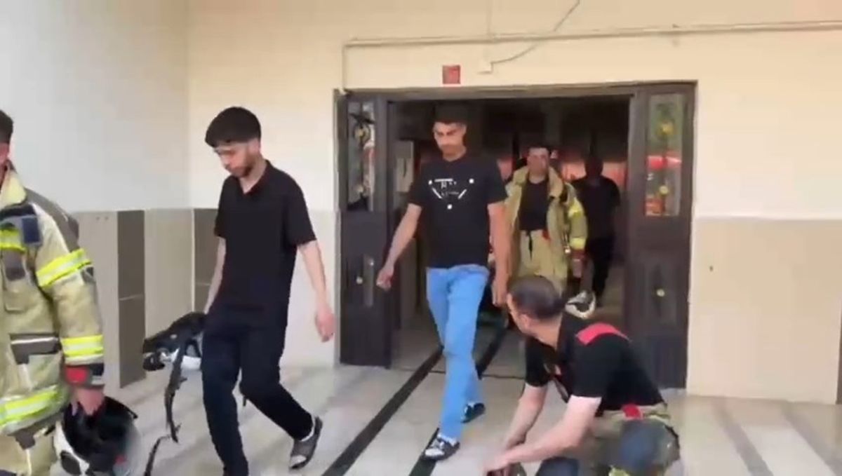 Diyarbakır\'da Yangın Anı Kask Kamerasında