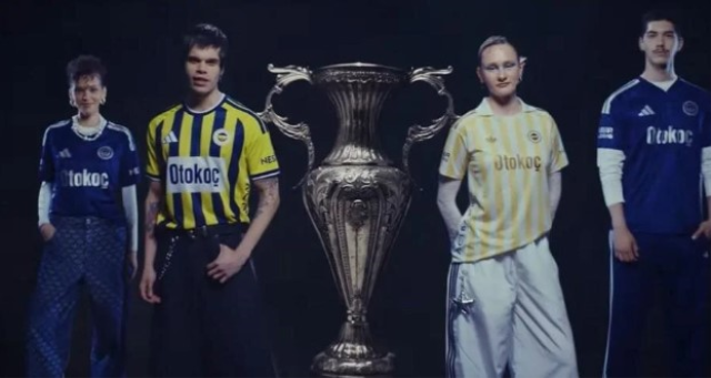 Fenerbahçe'nin yeni sezon formaları tanıtıldı