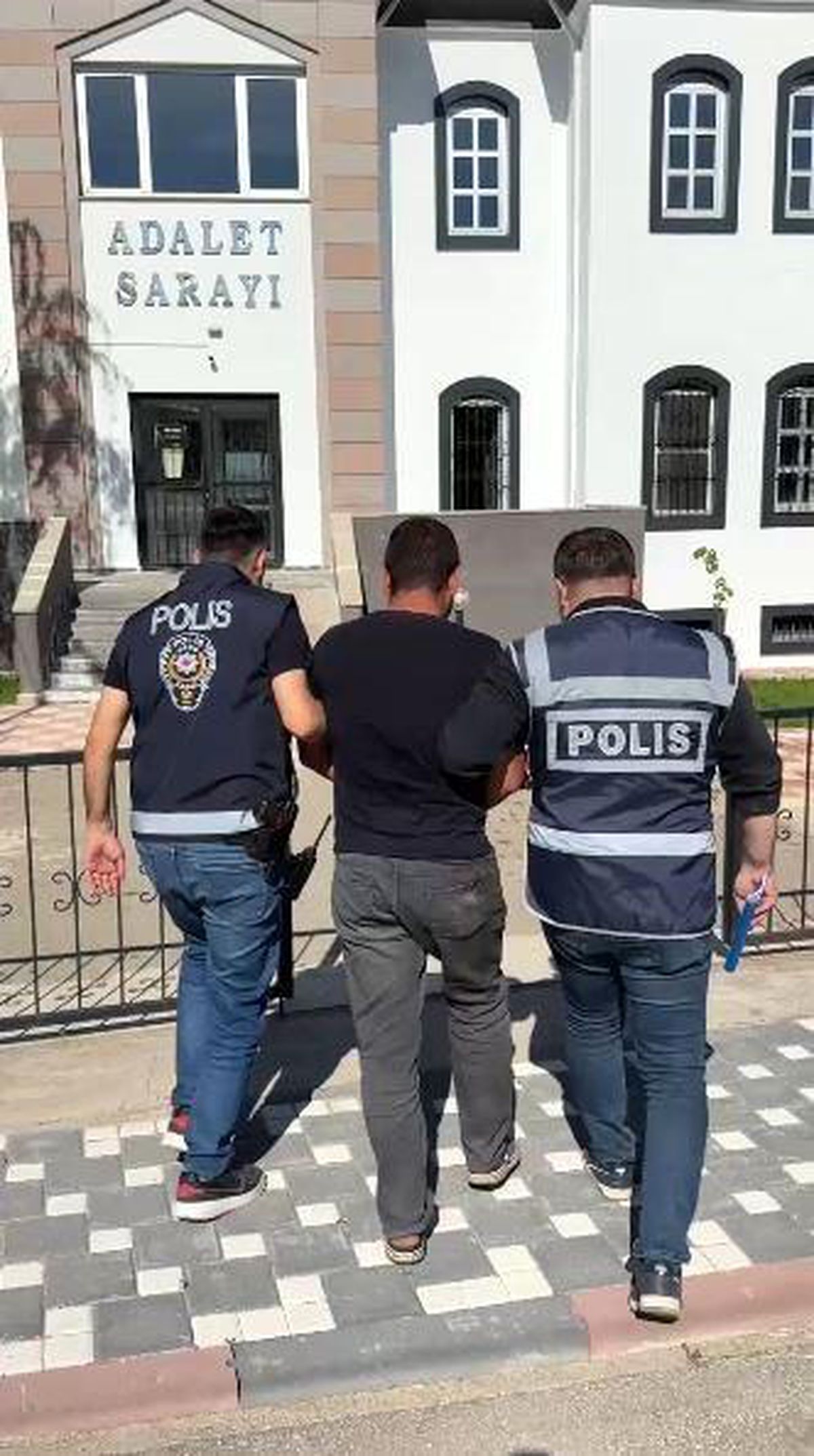 Hapis Cezası Olan Şahıs Sivas\'ta Yakalandı