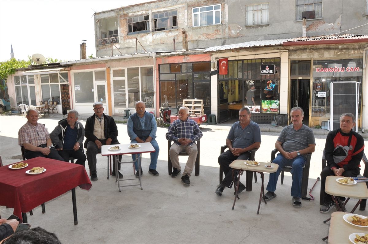 Kaymakam Güneş, Saray Mahallesi\'ni Ziyaret Etti