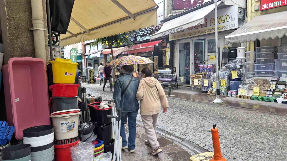 Eskişehir\'de Ani Yağış