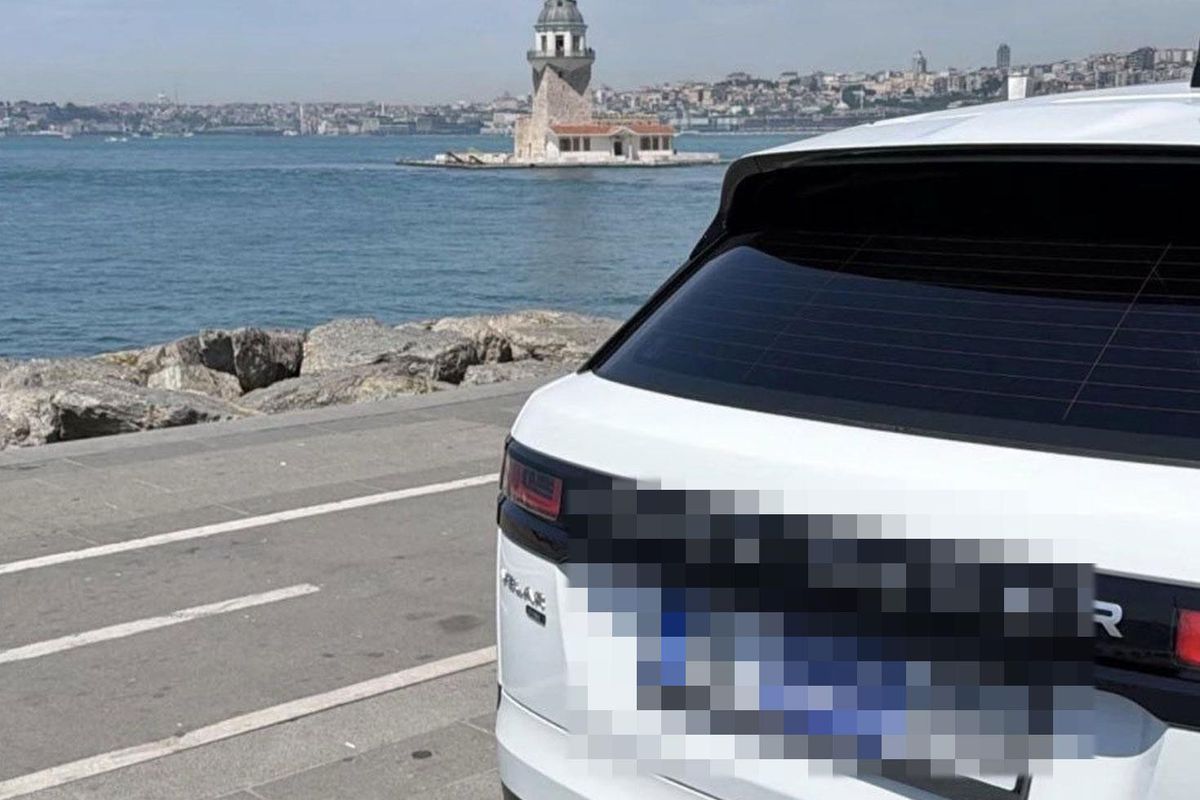 Herkes onu konuşuyor! Tayfur Bingöl\'ün yeni aracına yaptırdığı plaka olay oldu 