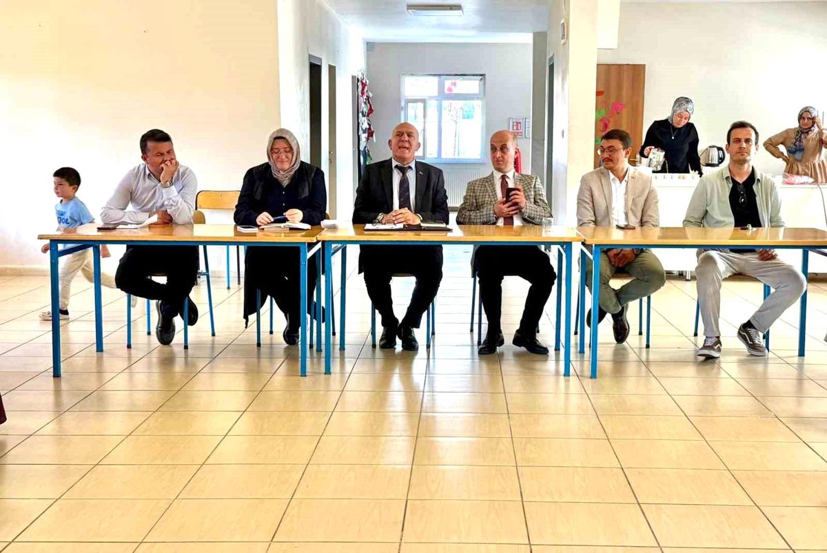 Hisarcık\'ta kitap söyleşisi programı düzenlendi