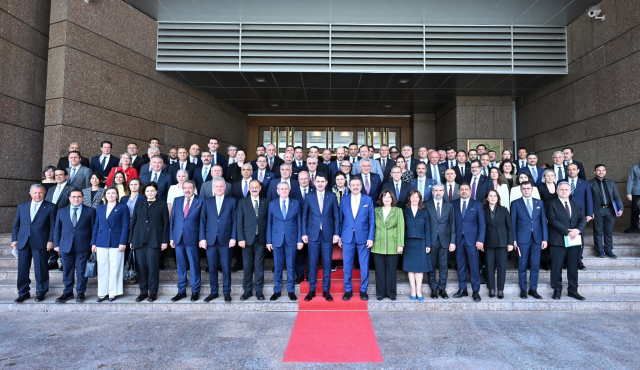Hisarcıklıoğlu'nun sözleri Bakan Kurumu mest etti