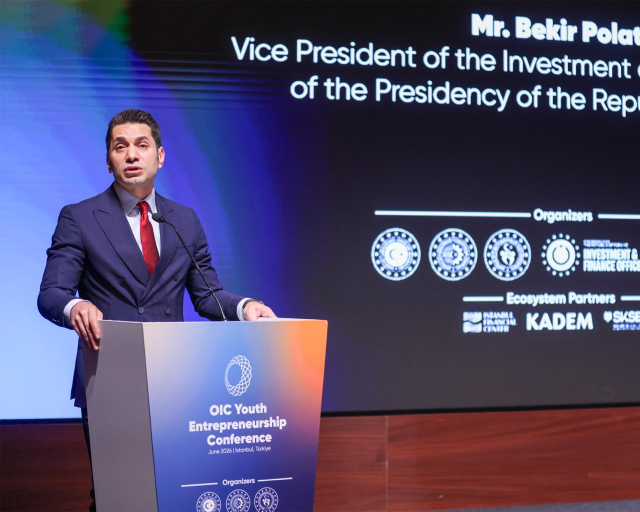 İslam İşbirliği Teşkilatı Gençlik Girişimcilik Konferansı İstanbul'da başladı