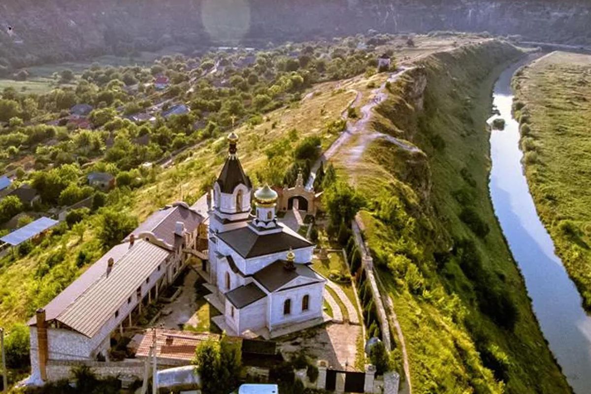 İstanbul\'a 90 dakika mesafedeki gizli cennet: Moldova