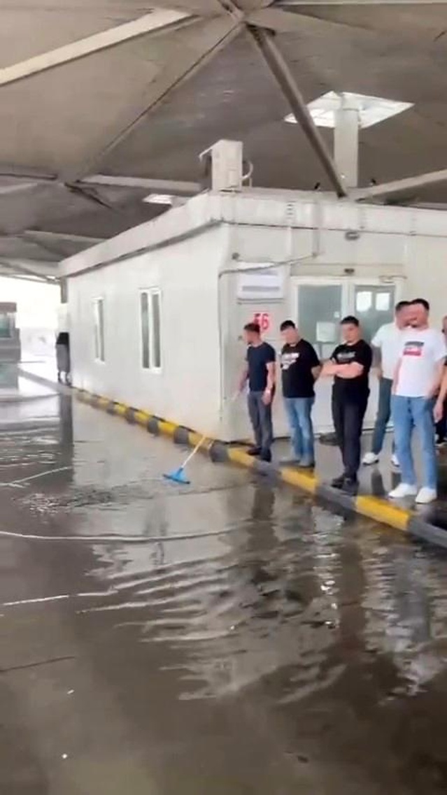 Edirne’de Sağanak ve Dolu Zarar Verdi