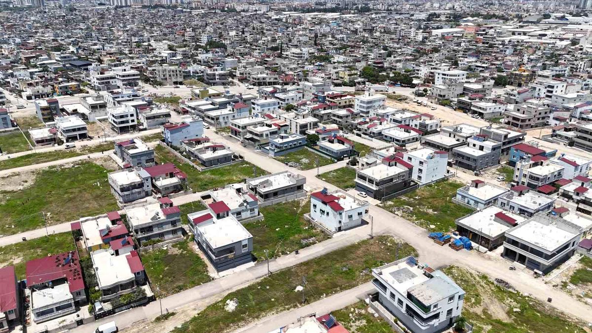 Kentsel dönüşüm için yeni model: "Bankalar müteahhit olacak"