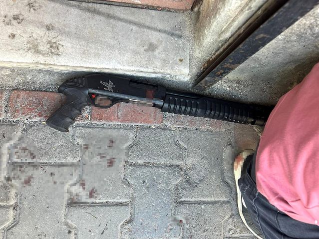 Kula'da Pompalı Tüfekli Saldırı: 2 Yaralı