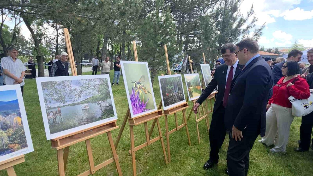Kütahya\'da "Kadının Gözüyle Doğanın Dili" sergisi açıldı