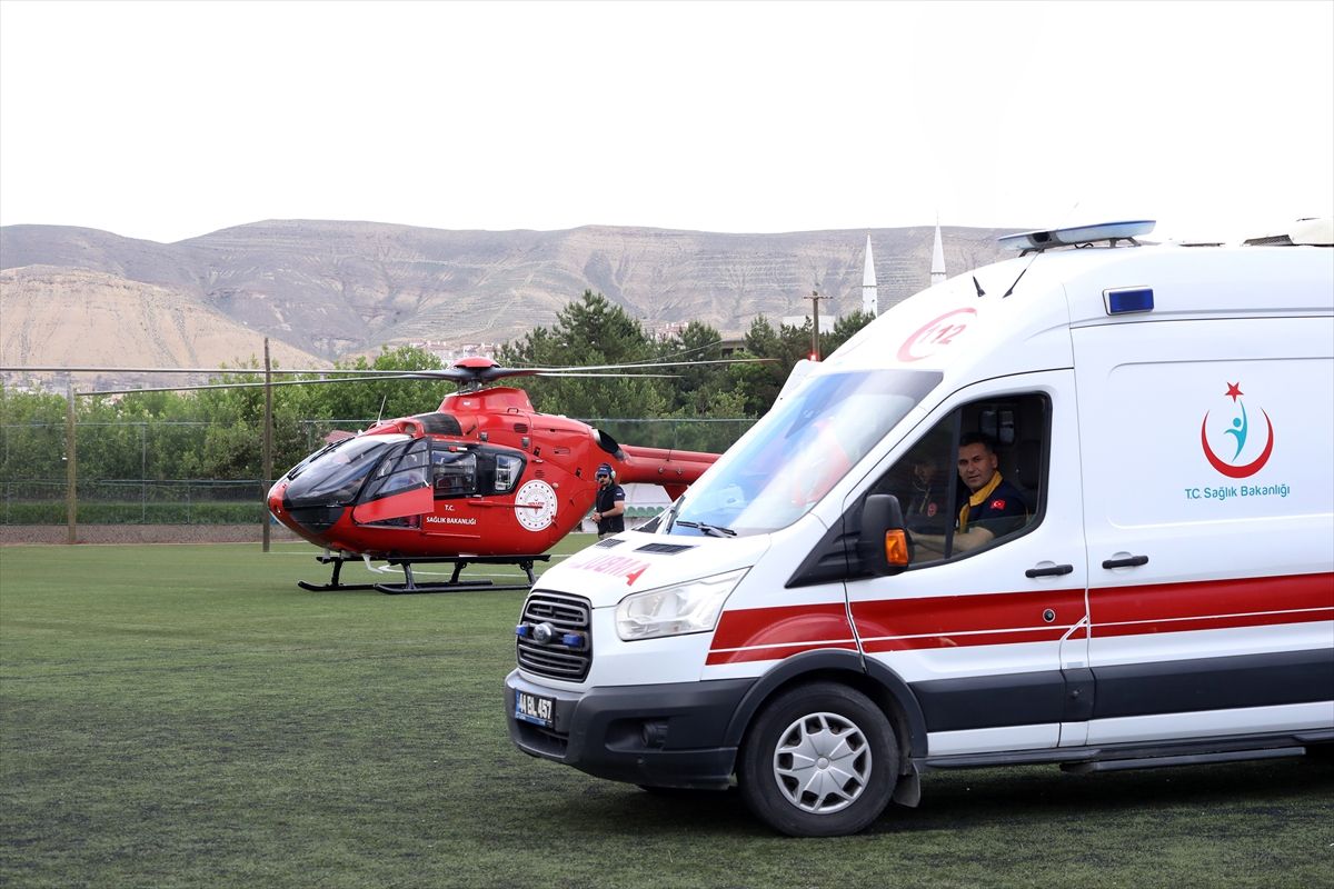 Ambulans Helikopterle Kalp Krizi Tedavisi