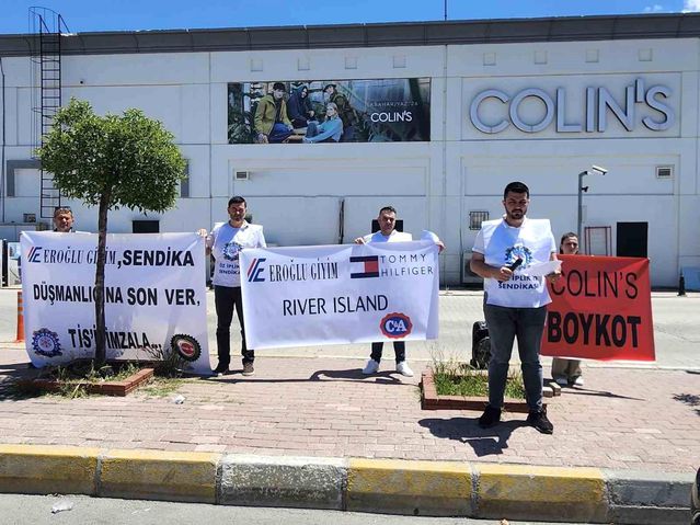 Uşak'ta Colin's İşçileri İçin Grev Açıklaması