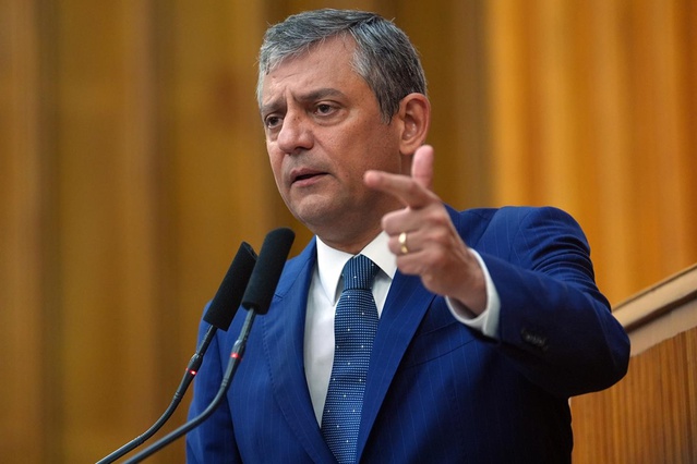 Özgür Özel ilk kez açıkladı: Yeni bir parti var, ikincisini de hazırlamak gerekebilir