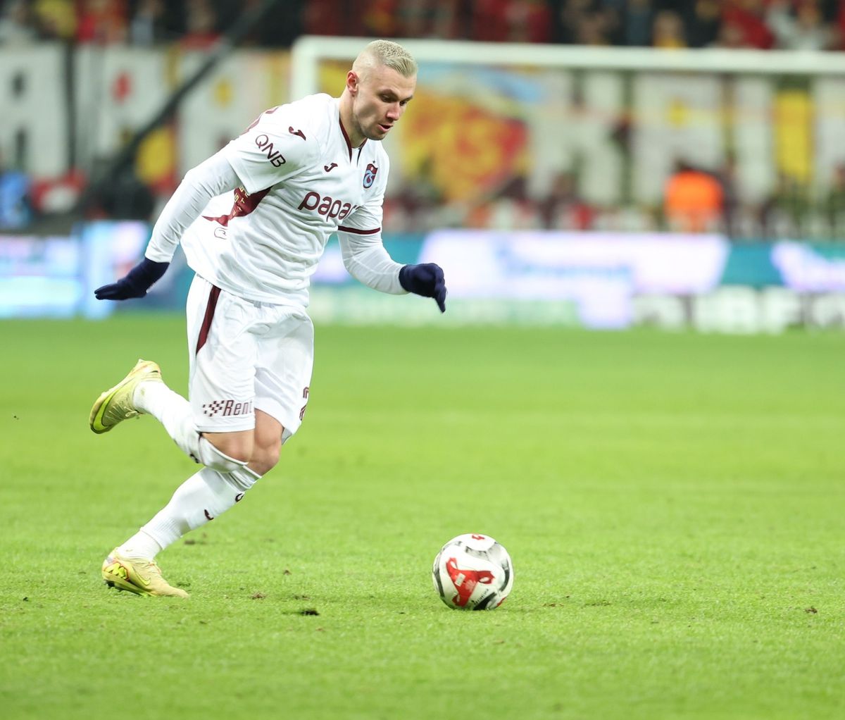 Zubkov AEK\'ya Transfer Oldu