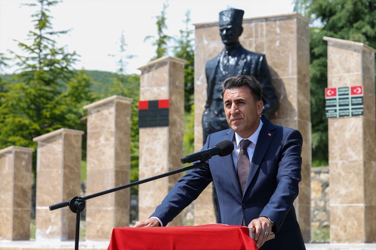 Pertek\'te 12 şehit için anma programı