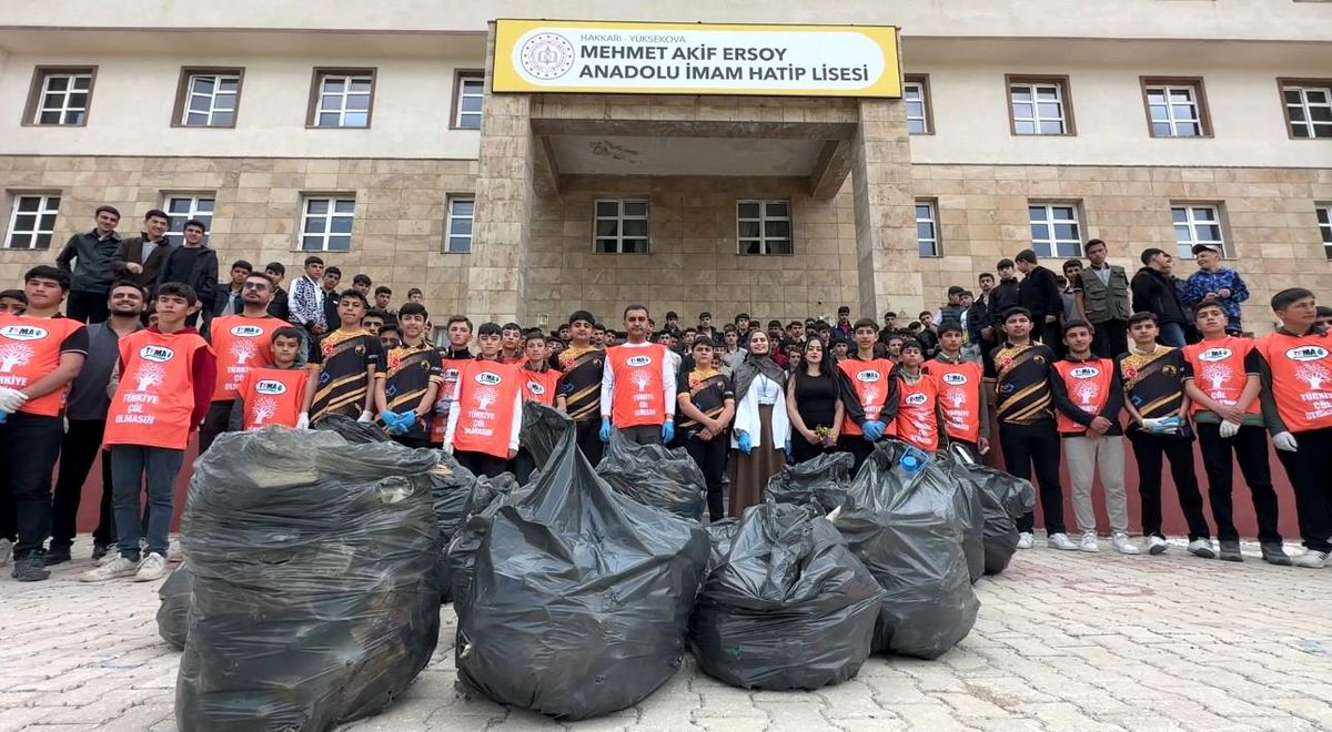 Yüksekova\'da Çevre Temizliği Hareketi