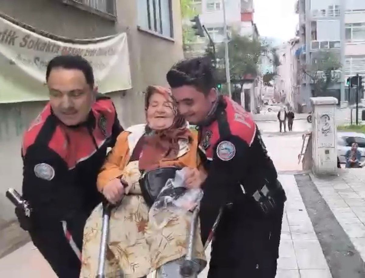 Yunus Polislerinden Örnek Davranış
