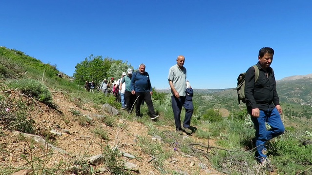 40 Yıl Sonra Tarihi Yolda Yürüdüler