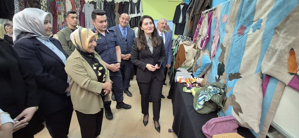 Hayat Boyu Öğrenme Haftası Sergisi Açıldı