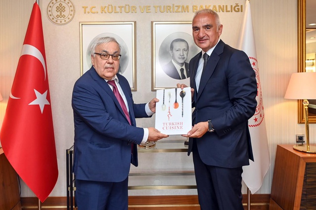 Bakan Ersoy, Rusya'nın yeni büyükelçisini ağırladı