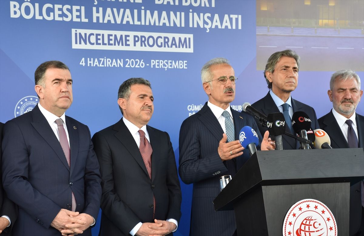 Bakan Uraloğlu: Günlük uçuş trafiğinde rekor kırdık