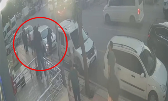 Balkondan düşen 21 aylık bebek yaralandı; o anlar kamerada