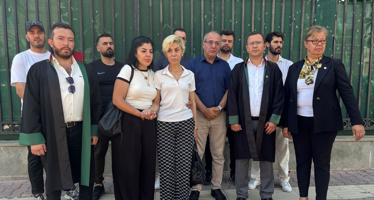 Güvenlik Görevlisi Bıçakla Öldürüldü