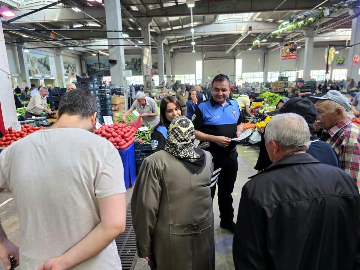 Bozüyük\'te Sahte Para Bilgilendirmesi