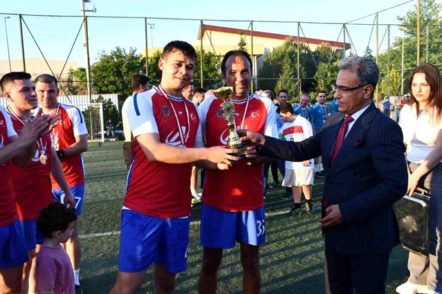 İzmir 4 Nolu Ceza Kurumu Şampiyon Oldu