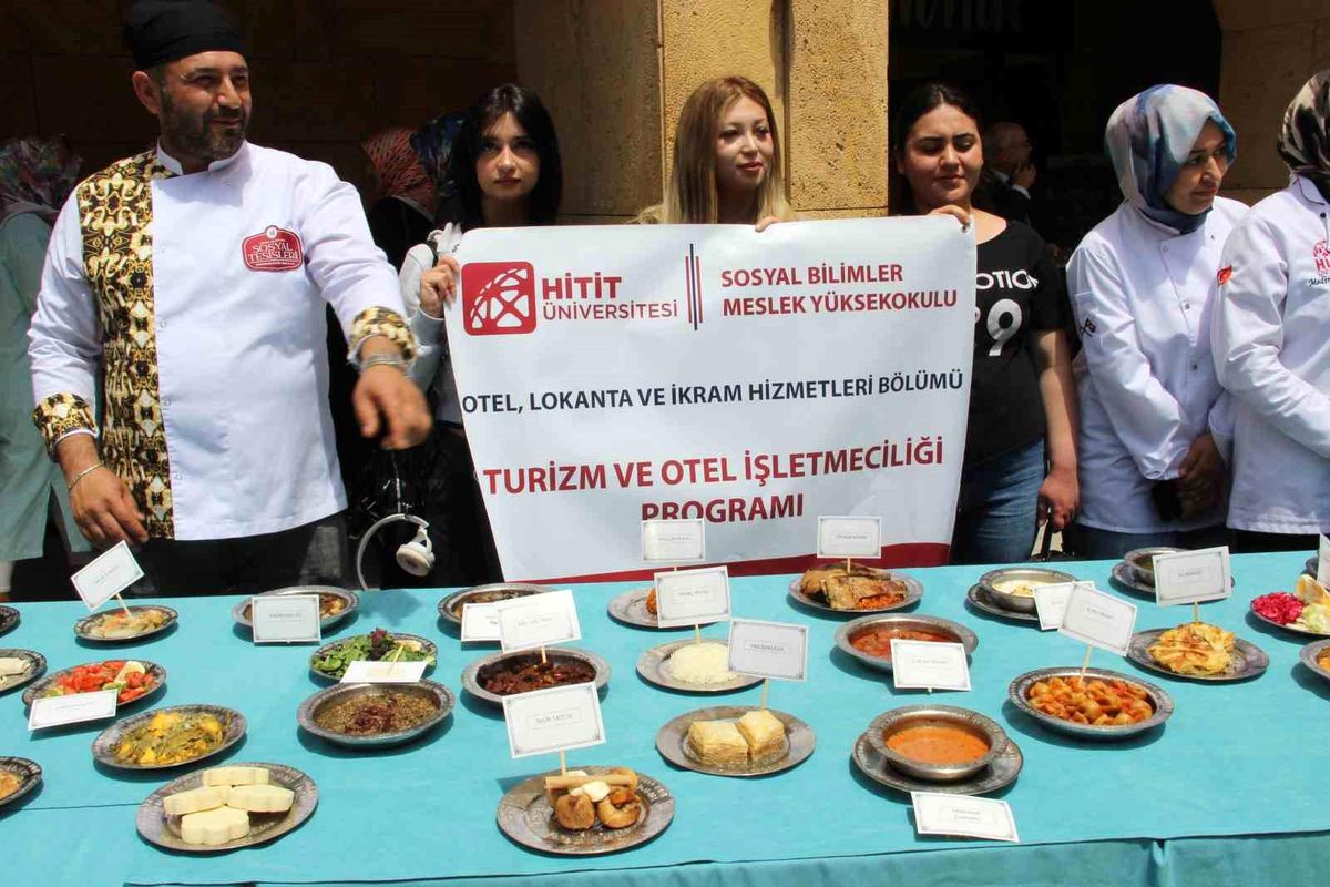 Çorum\'da gastronomi şöleni başladı: Binlerce yıllık mutfak kültürü dünyaya tanıtılıyor