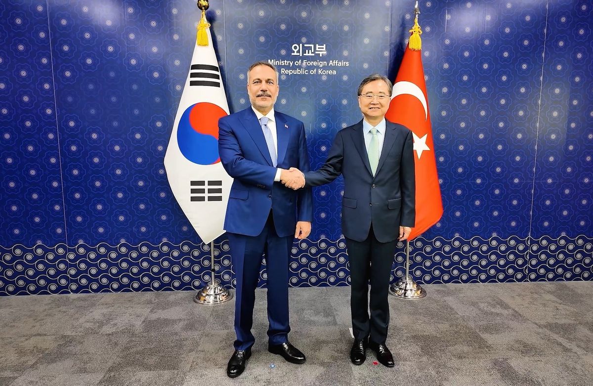 Hakan Fidan, Güney Kore\'de Görüştü