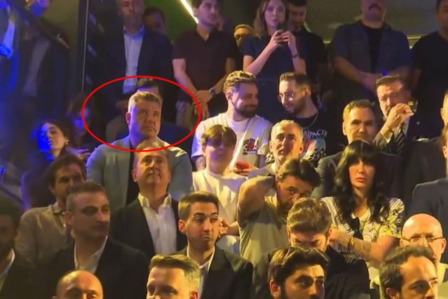 Dün geceye damga vuran görüntü! Sadettin Saran'ın görüntüsü taraftarı kahretti