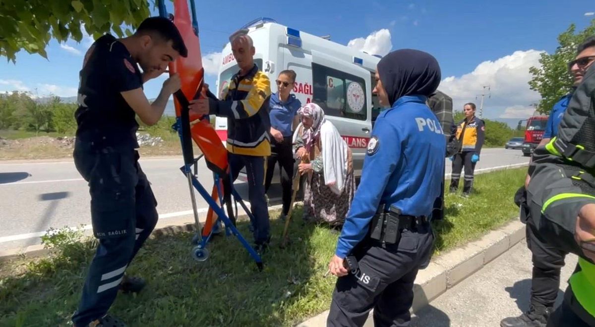 Erzincan\'da zincirleme kaza: Yangın itfaiye tarafından söndürüldü