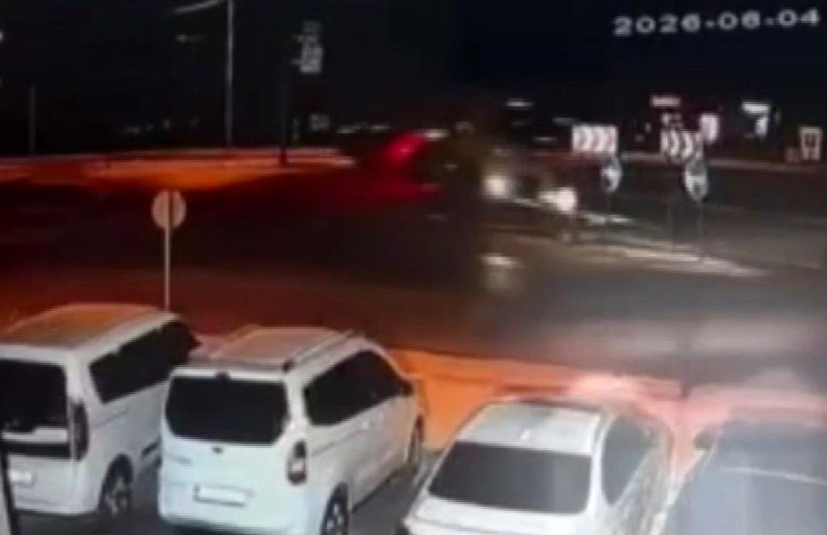 Gaziantep\'te Tır Devrildi