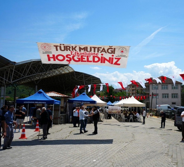 Gümüşova'da Keşkek İkramı