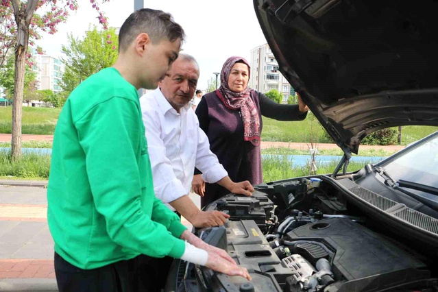 Kelebek Hastası Çocuklar İçin Alınan Araç, Sürekli Serviste Kaldı