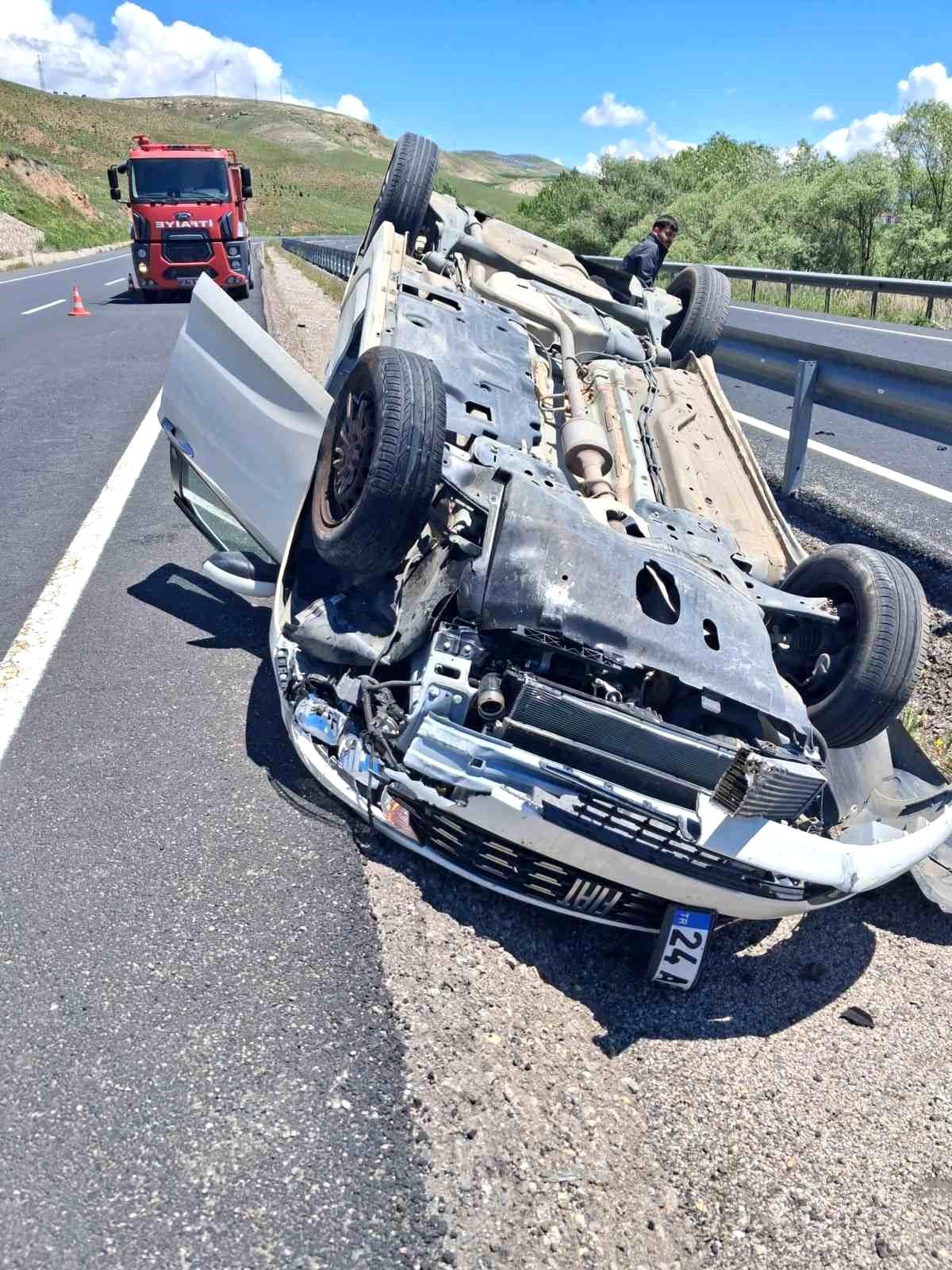 Tercan\'da Trafik Kazası: 1 Yaralı