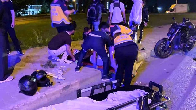 İnegöl'de Motosiklet Kazası: 3 Yaralı