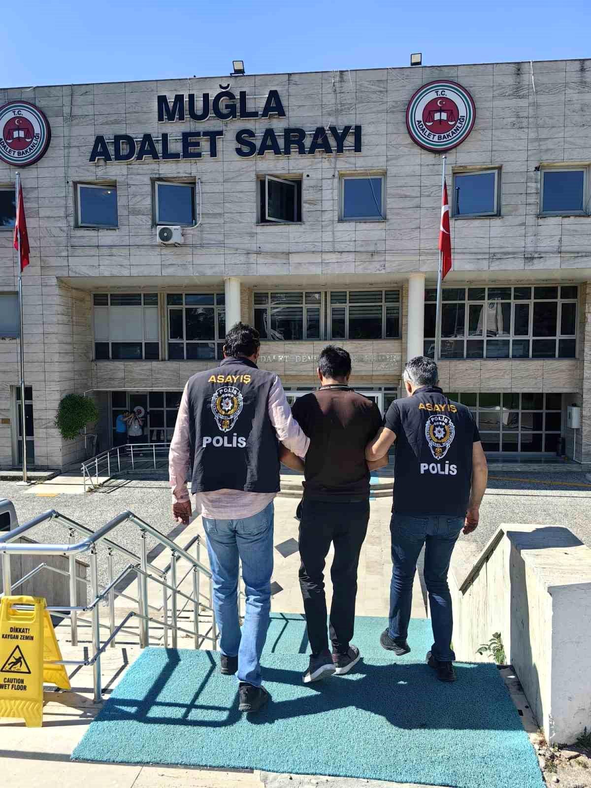 Muğla\'da 19 Yıl Hapis Cezalı Firari Yakalandı
