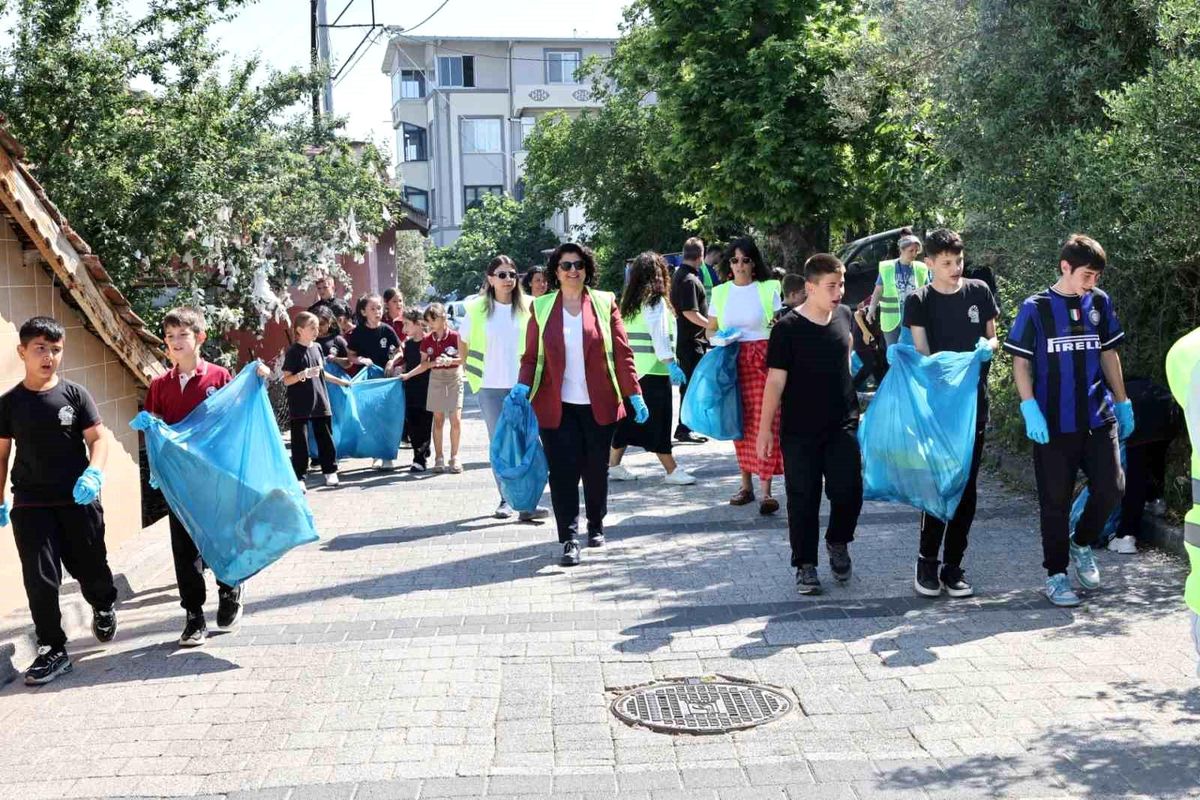 Nilüfer\'de çevre etkinlikleri Gölyazı\'da "Çevreci Eller" ile başladı