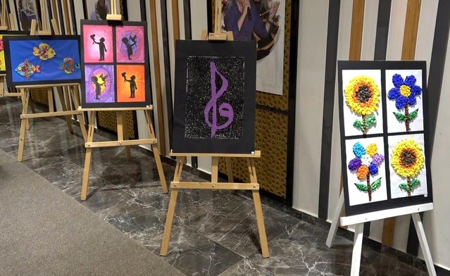 Özel Eğitim Okulunda Mezuniyet Sevinci