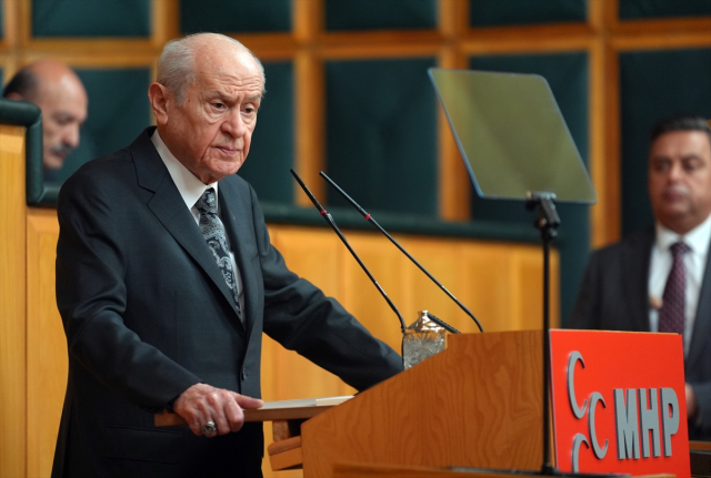 Özgür Özel ile Devlet Bahçeli'den samimi sohbet