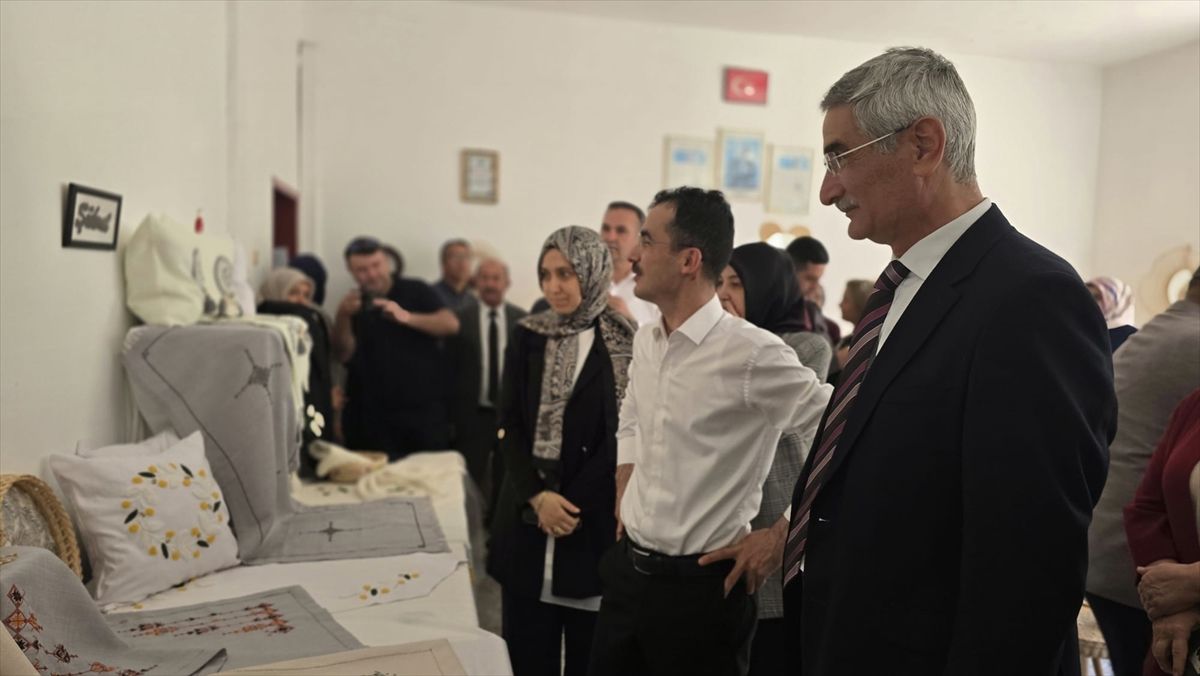 Tokat Pazar\'da El Sanatları Sergisi Açıldı