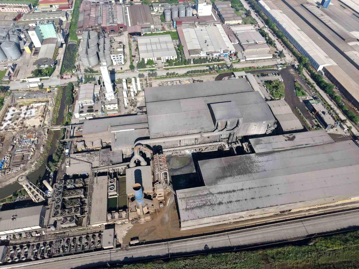 Samsun\'da Fabrikada Elektrik Çarpması: 3 İşçi Hayatını Kaybetti