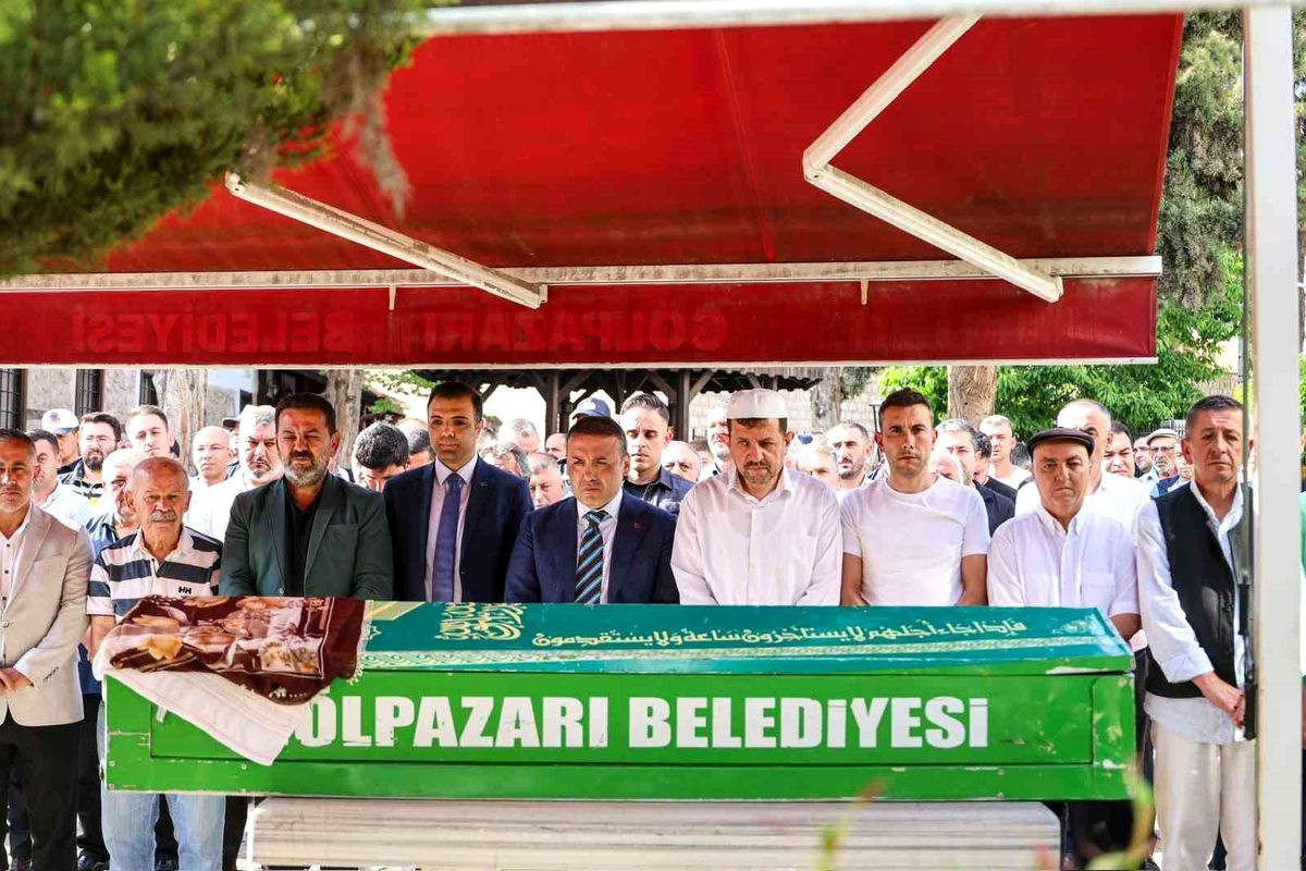 Bilecik\'te Şehit Annesi Yaşariye Çetin Son Yolculuğuna Uğurlandı